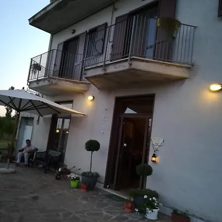 Bed & Breakfast Il Faggio 17 *